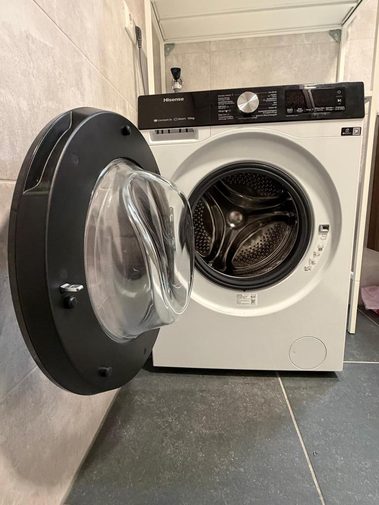 Hisense was- droogcombinatie 9kg - bijna nieuw december 2025, Witgoed en Apparatuur, Ophalen, 8 tot 10 kg, Zo goed als nieuw, 85 tot 90 cm