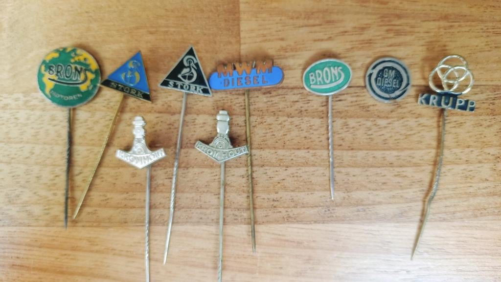 Speldjes: Brons/Stork/Kromhout/...., Verzamelen, Speldjes, Pins en Buttons, Ophalen of Verzenden, Gebruikt, Overige onderwerpen