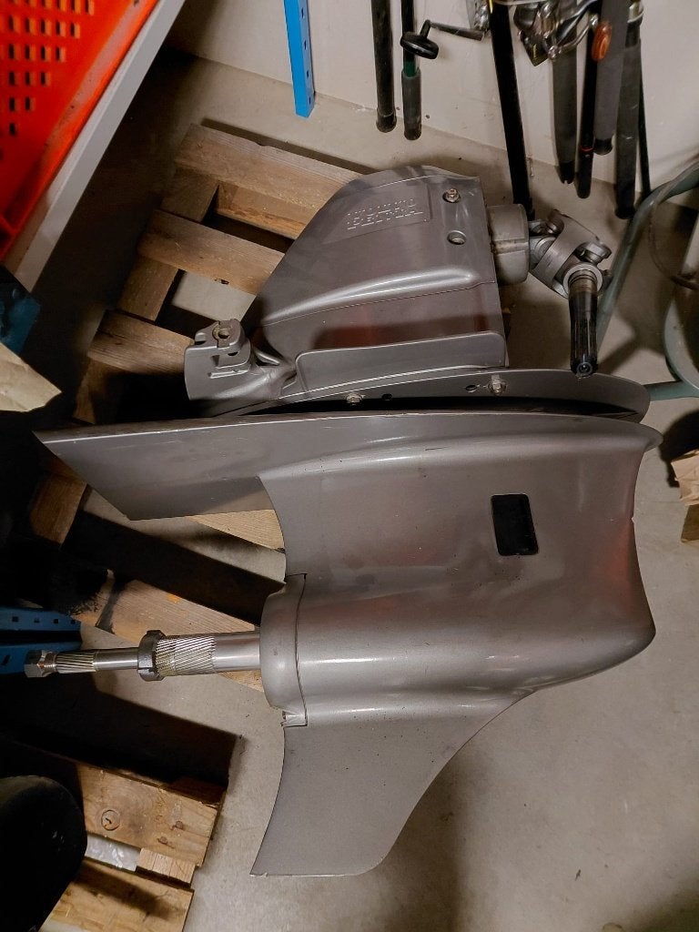 Volvo DPS-D staartstuk, Ophalen, Gebruikt, Diesel, Buitenboordmotor