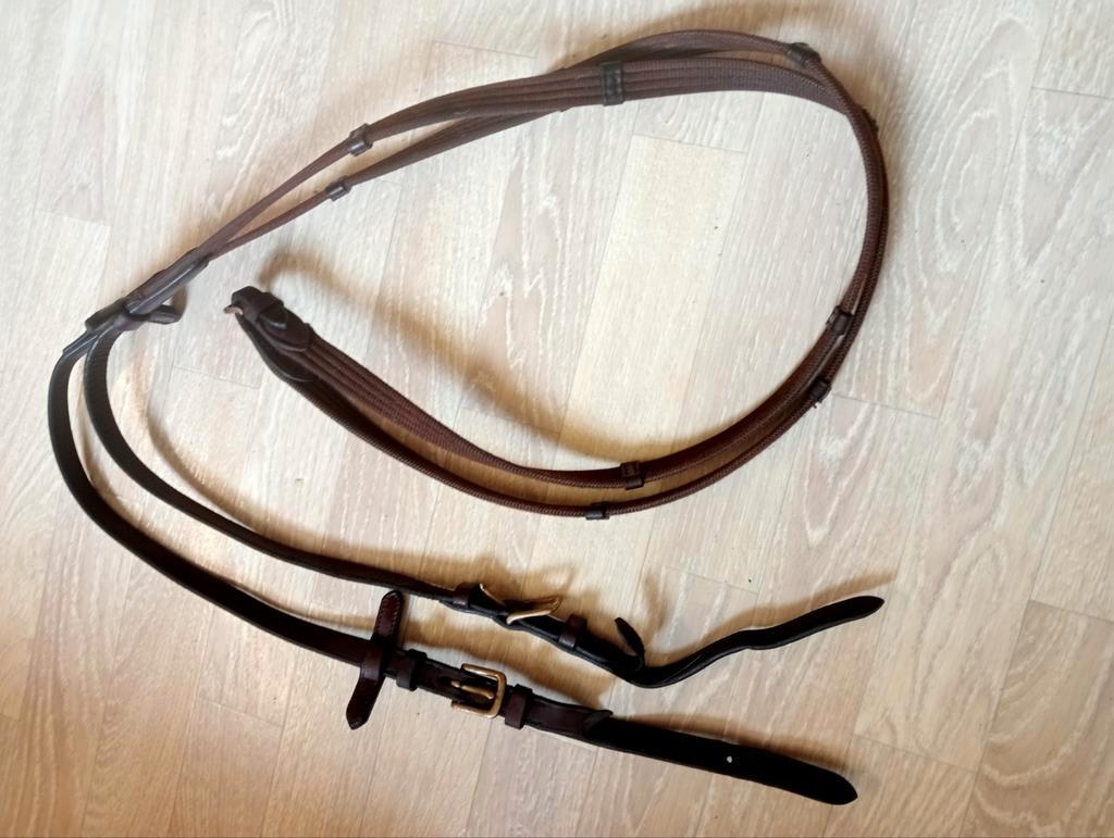 Nette donkerbruine springteugels mt full, Dieren en Toebehoren, Paarden en Pony's | Hoofdstellen en Tuigage, Ophalen of Verzenden