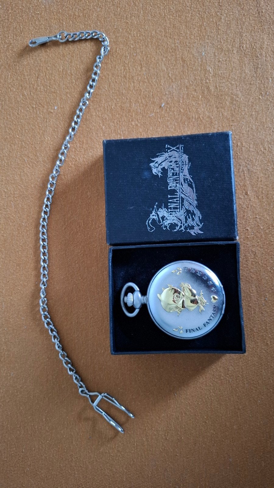 Final Fantasy Zakhorloge met ketting en doosje, Ophalen of Verzenden