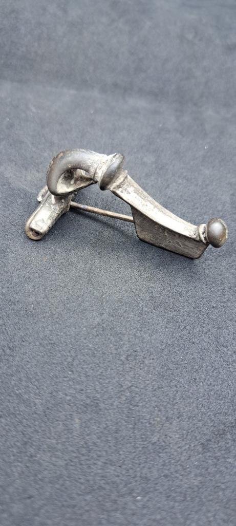 (1) Zilveren Romeinse Fibula ,Bodemvondst, Antiek en Kunst, Antiek | Goud en Zilver, Ophalen of Verzenden