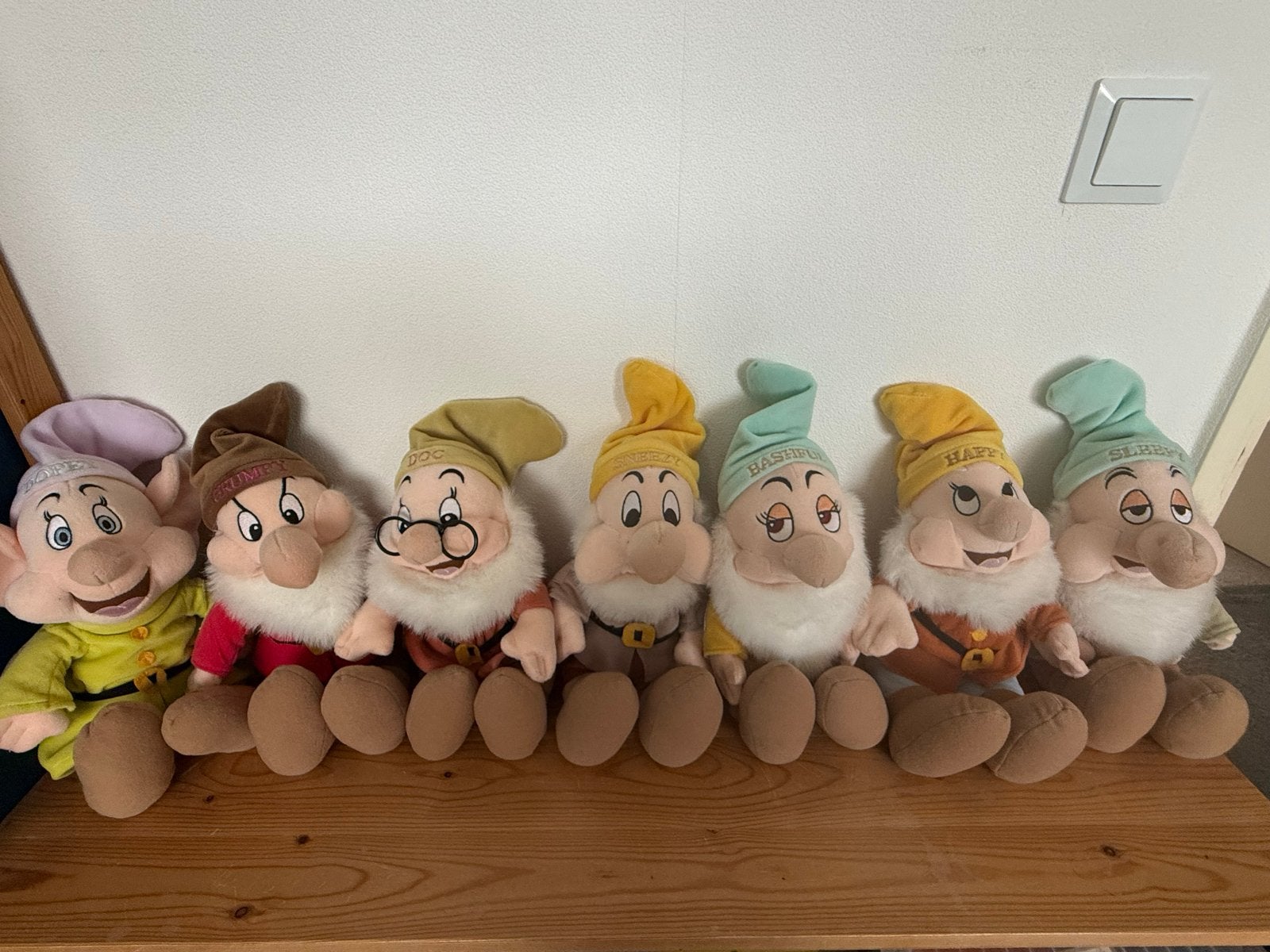 Alle 7 Disney  dwergen knuffels van Sneeuwwitje, Disney, Overige typen, Ophalen of Verzenden, Zo goed als nieuw