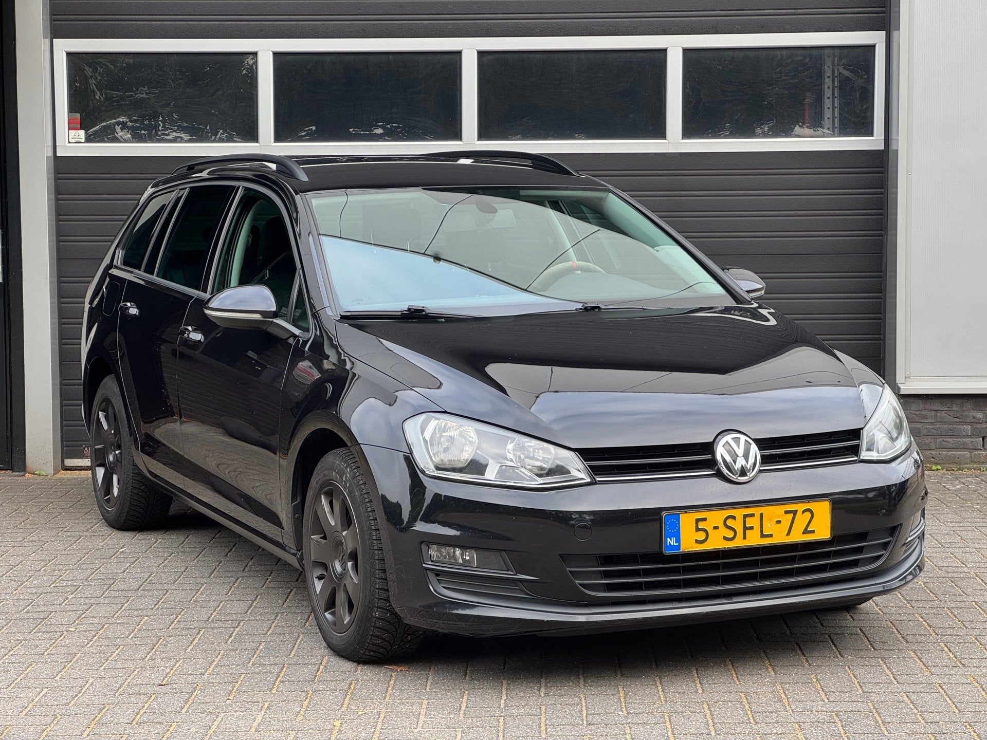 Volkswagen Golf Variant 1.6 TDI Comfortline CLIMA NAVI, Auto's, Voorwielaandrijving, Gebruikt, 4 cilinders, Zwart