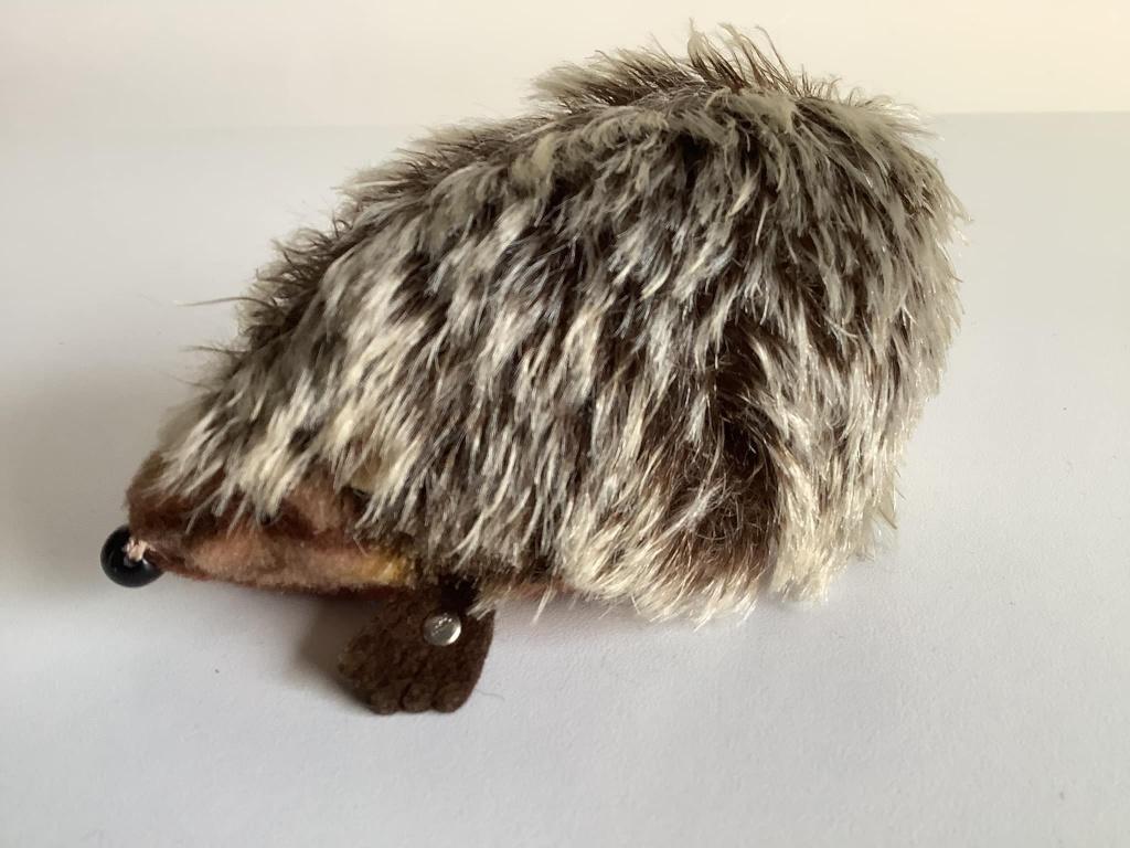 Schattig Steiff egeltje “Joggi”, Antiek en Kunst, Antiek | Speelgoed, Ophalen of Verzenden