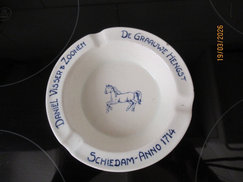 OUDE ASBAK DE GRAAUWE HENGST -DISTILLEERDERIJ SCHIEDAM, Ophalen of Verzenden, Gebruikt, Asbak