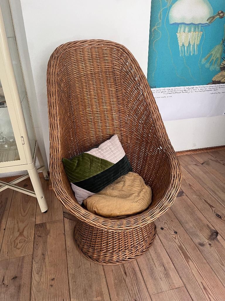 rotan vintage retro 'pauwenstoel', Ophalen, Bruin, Riet of Rotan, Zo goed als nieuw