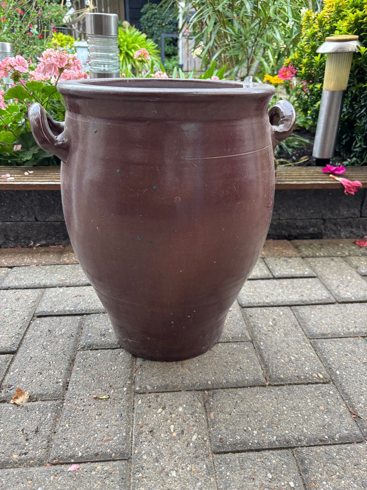 Grote bruine keulse pot, Ophalen