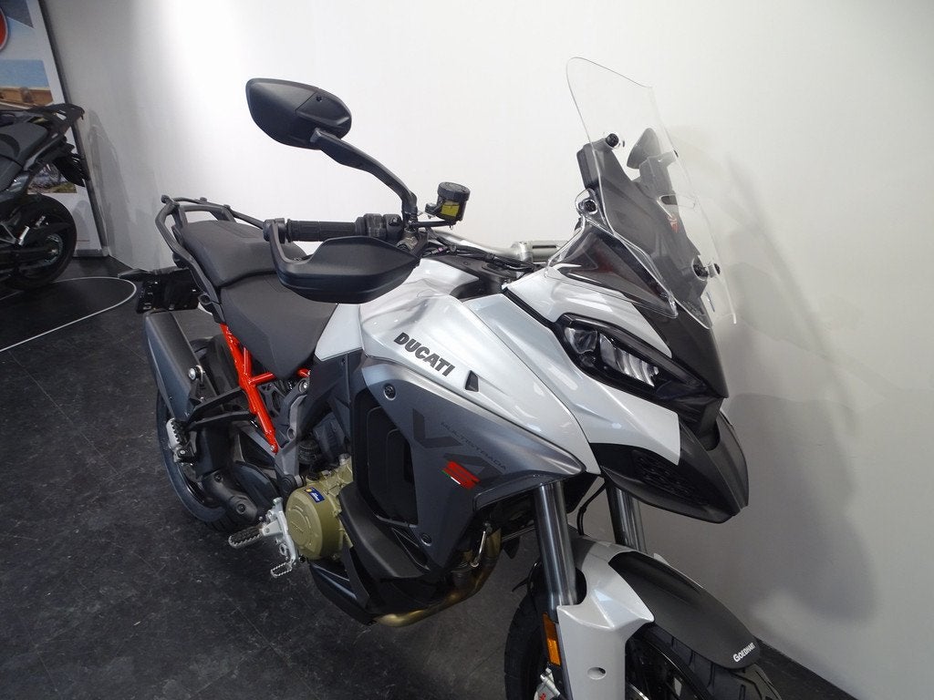 Ducati Multistrada V4 S RADAR FORGED WHEELS, Motoren, Motoren | Ducati, Bedrijf, Meer dan 35 kW, Toermotor