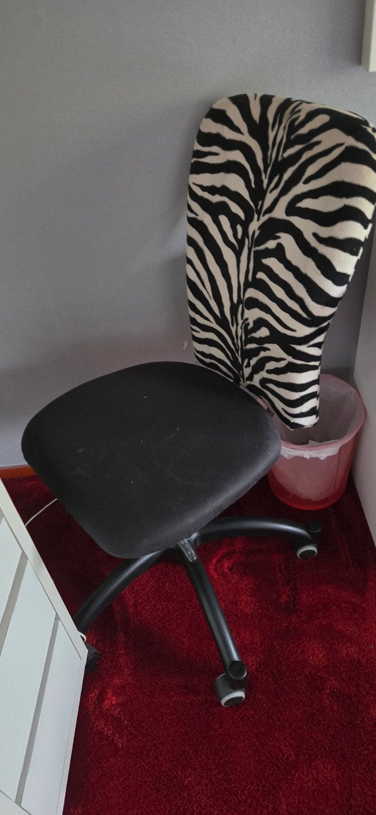 zebra verstelbare bureau stoel, Huis en Inrichting, Ophalen, Gebruikt, Zwart, Bureaustoel