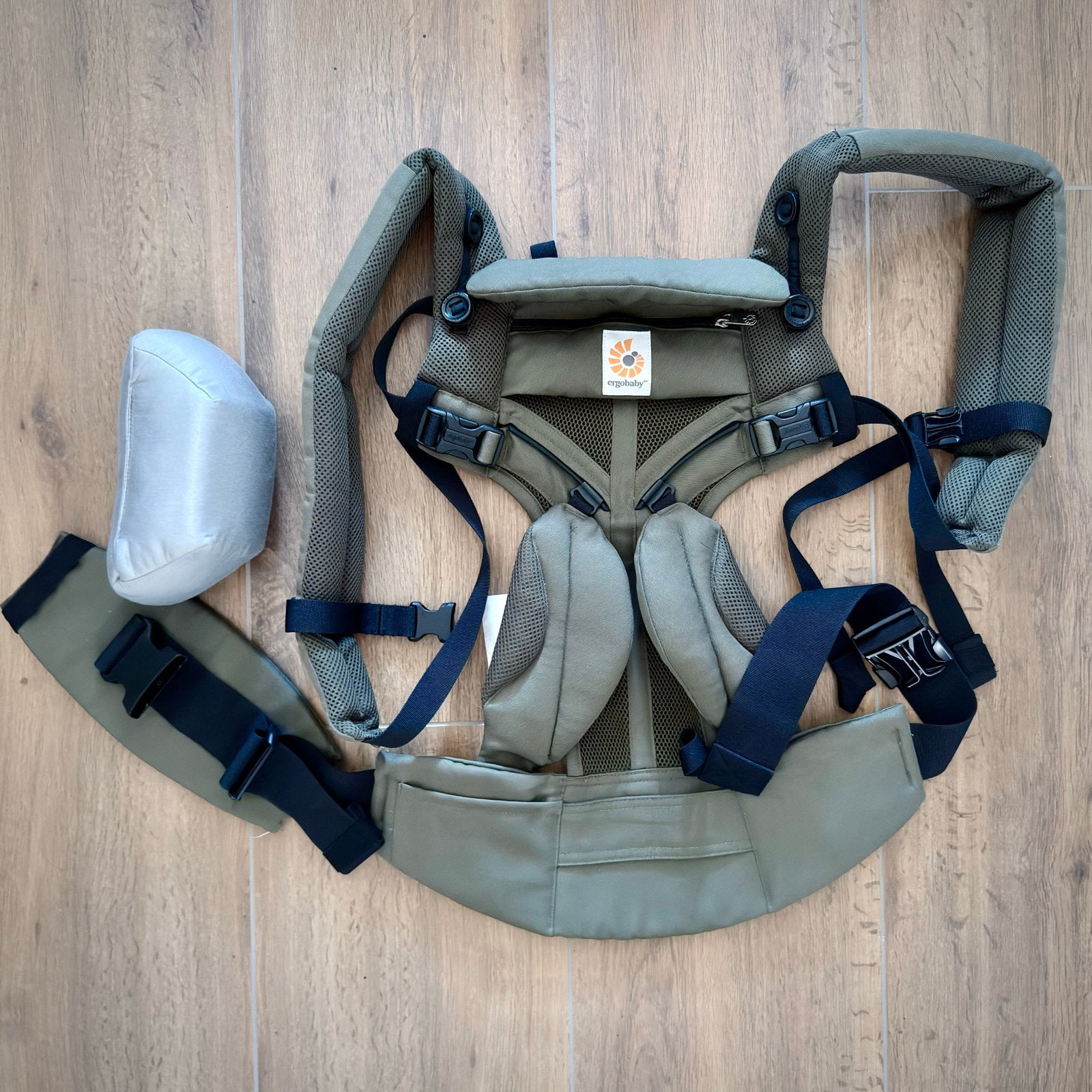 Ergobaby Omni 360 Draagzak met zitverhoger, Kinderen en Baby's, Babydragers en Draagdoeken, Zo goed als nieuw, Buik, Rug of Zij