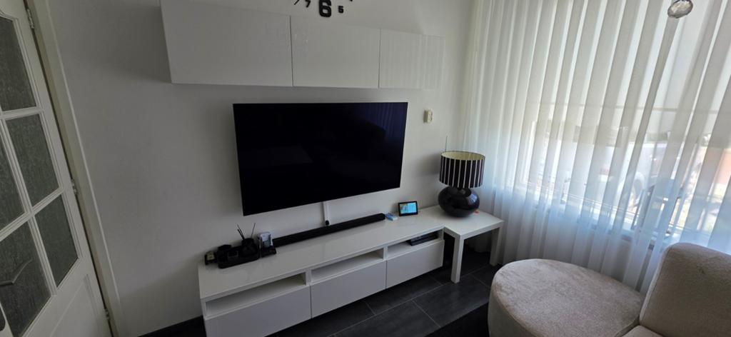 Complete IKEA BESTÅ set - TV meubel en 3 wandkasten, Ophalen, 150 tot 200 cm, Zo goed als nieuw, Minder dan 100 cm