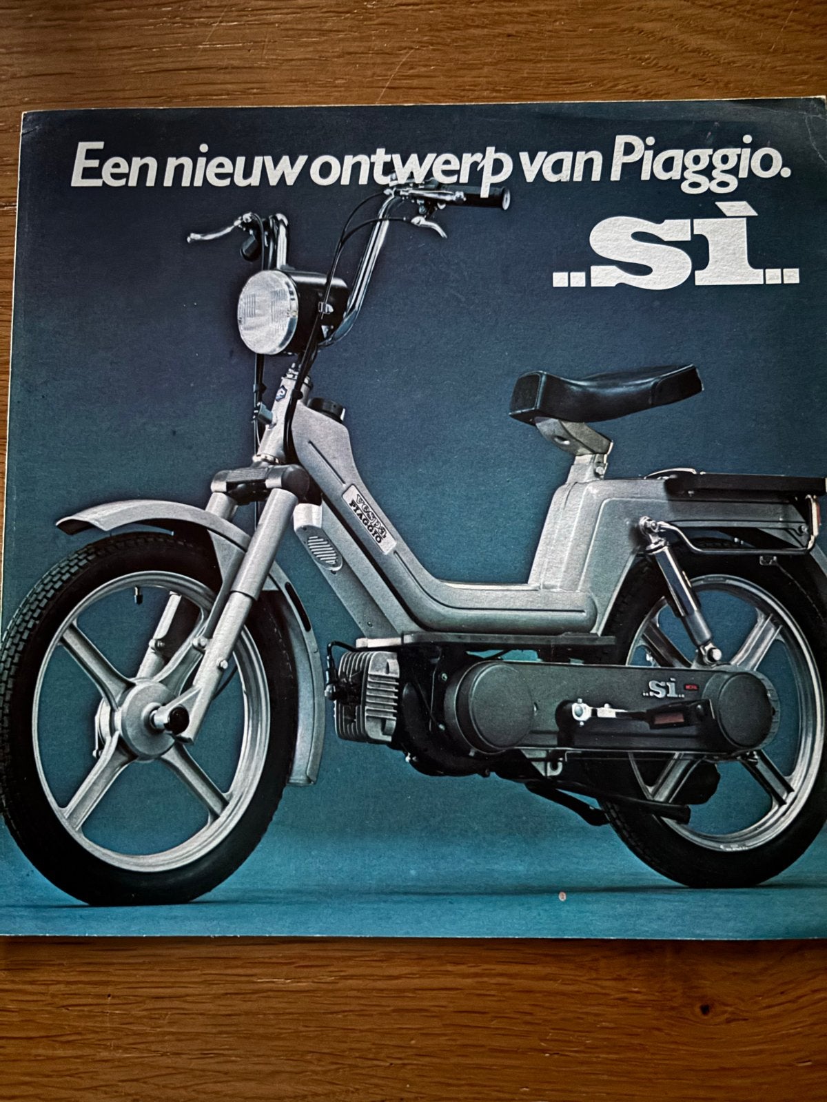 Vespa Piaggio SI Brommer Scooter Folder Brochure Zeldzaam, Ophalen of Verzenden, Zo goed als nieuw