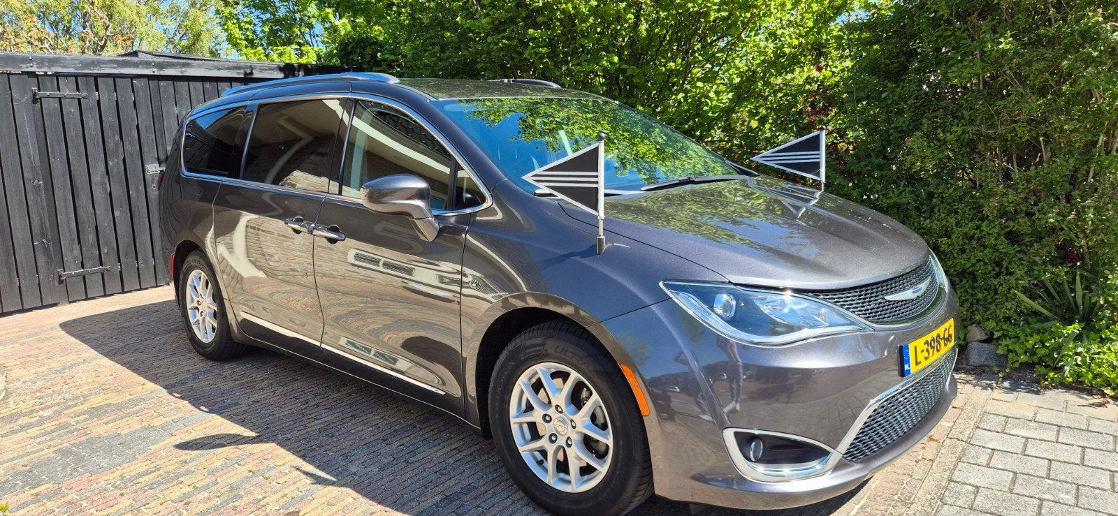 Rouwauto Chrysler Pacifica 2020 Antracietgrijs, Auto's, Chrysler, Particulier, Pacifica, ABS, Achteruitrijcamera, Adaptive Cruise Control