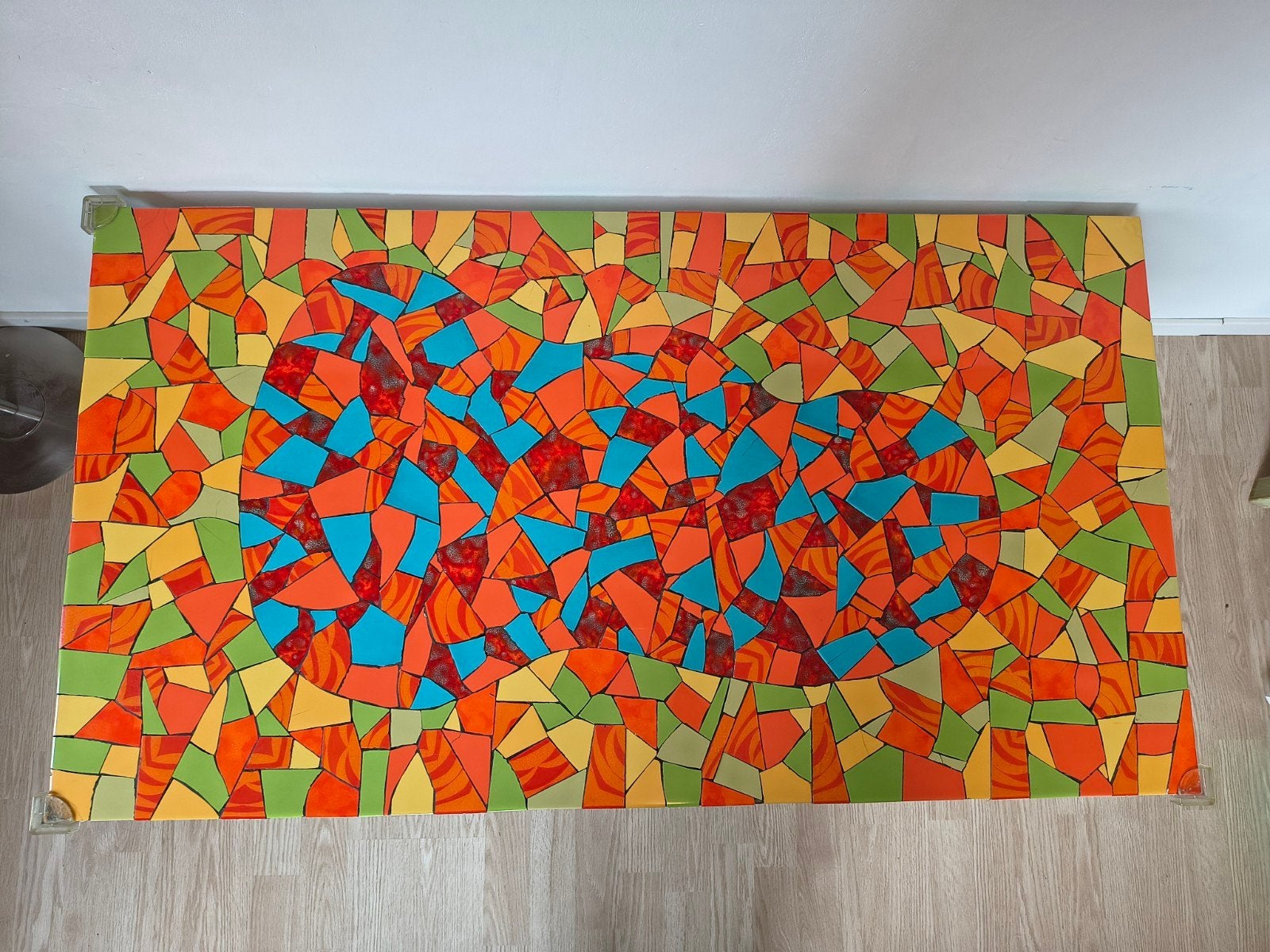 Unieke mozaïek salontafel met smeedijzeren onderstel, Ophalen, Gebruikt, 100 tot 150 cm, Glas