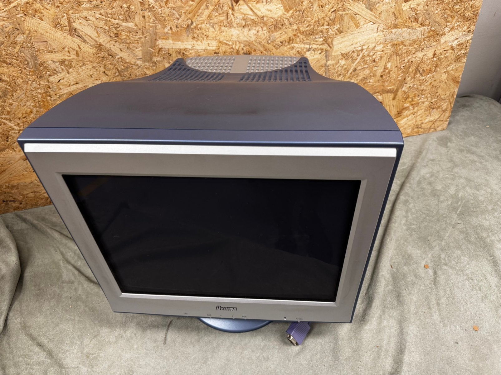 Zeldzame Iiyama CRT Monitor - voor Retro Gaming! -ReK4, Computers en Software, Monitoren, Gebruikt, VA, X, VGA