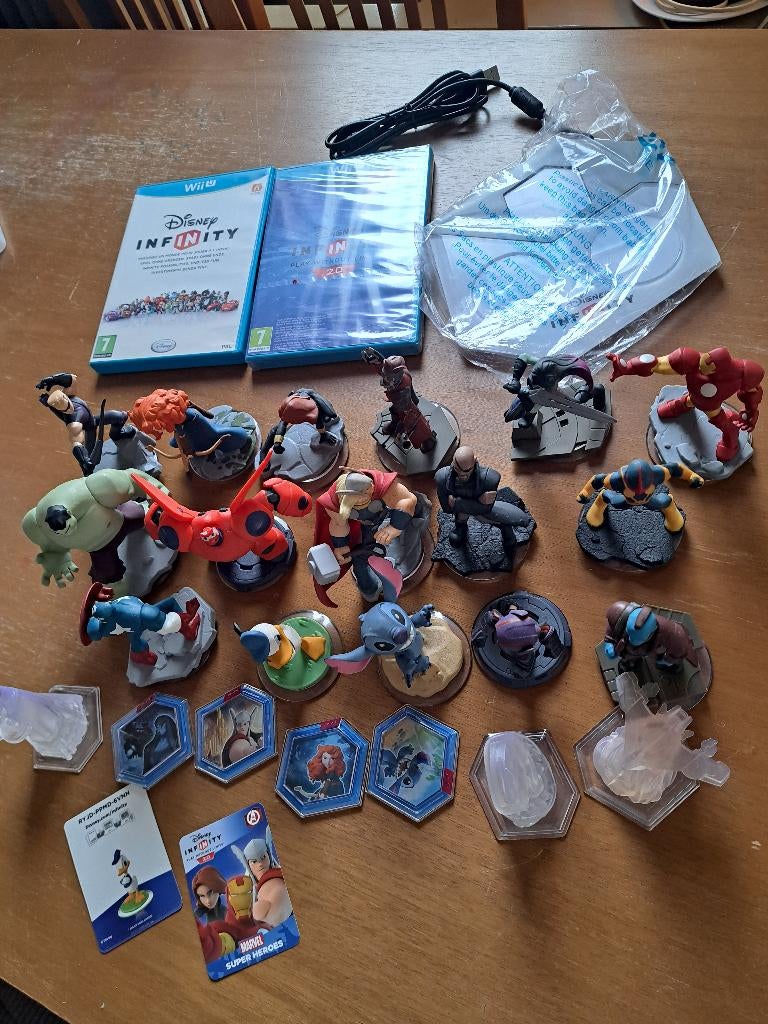 Disney infinity set, 2 spelers, Eén computer, Zo goed als nieuw, Vanaf 3 jaar