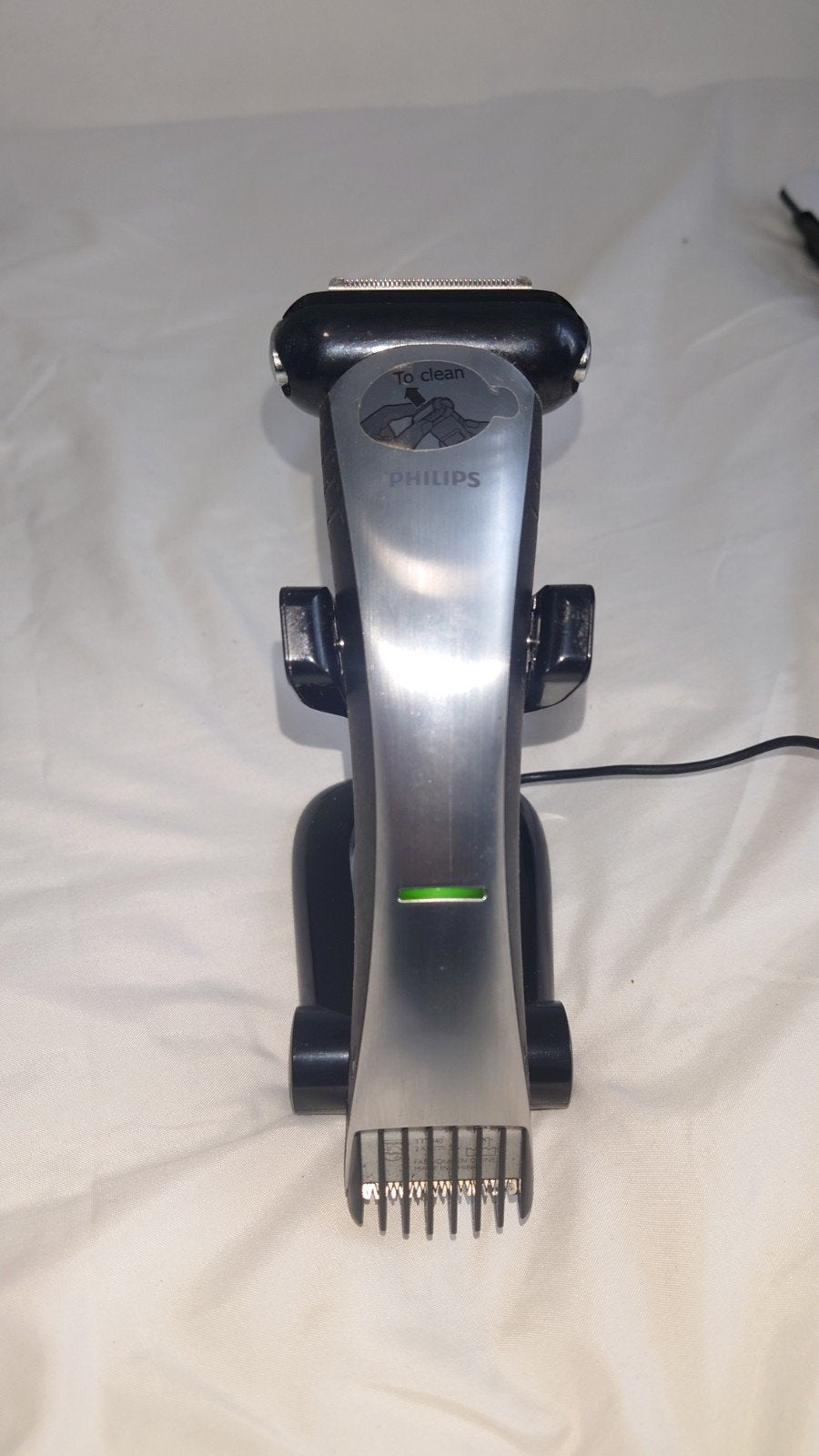 Philips Bodygroom / Baardtrimmer met Oplaadstandaard, Ophalen of Verzenden, Gebruikt, Scheren en Epileren