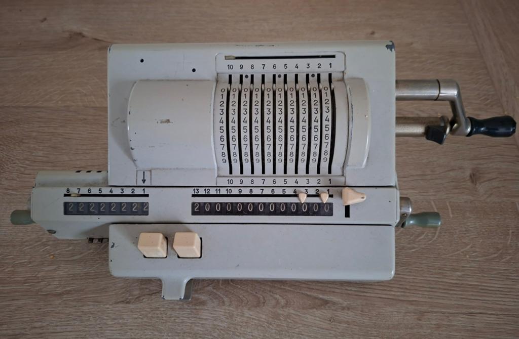 Original Odhner mechanische rekenmachine, jaren 50, Ophalen