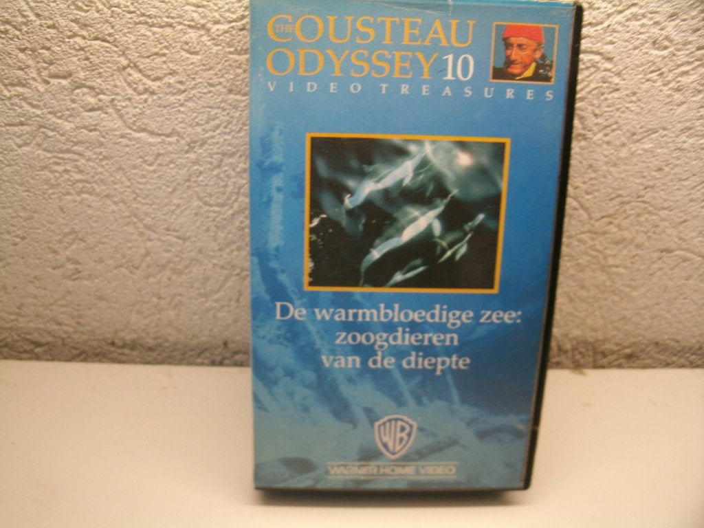 vhs 108a de warmbloedige zee zoogdieren van de diepte, Alle leeftijden, Ophalen of Verzenden, Zo goed als nieuw