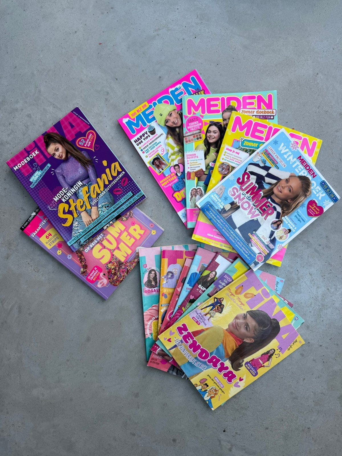Meiden Magazine Zomer Doeboek & Winterboek - Diverse Edities, Ophalen, Gelezen, Damesbladen