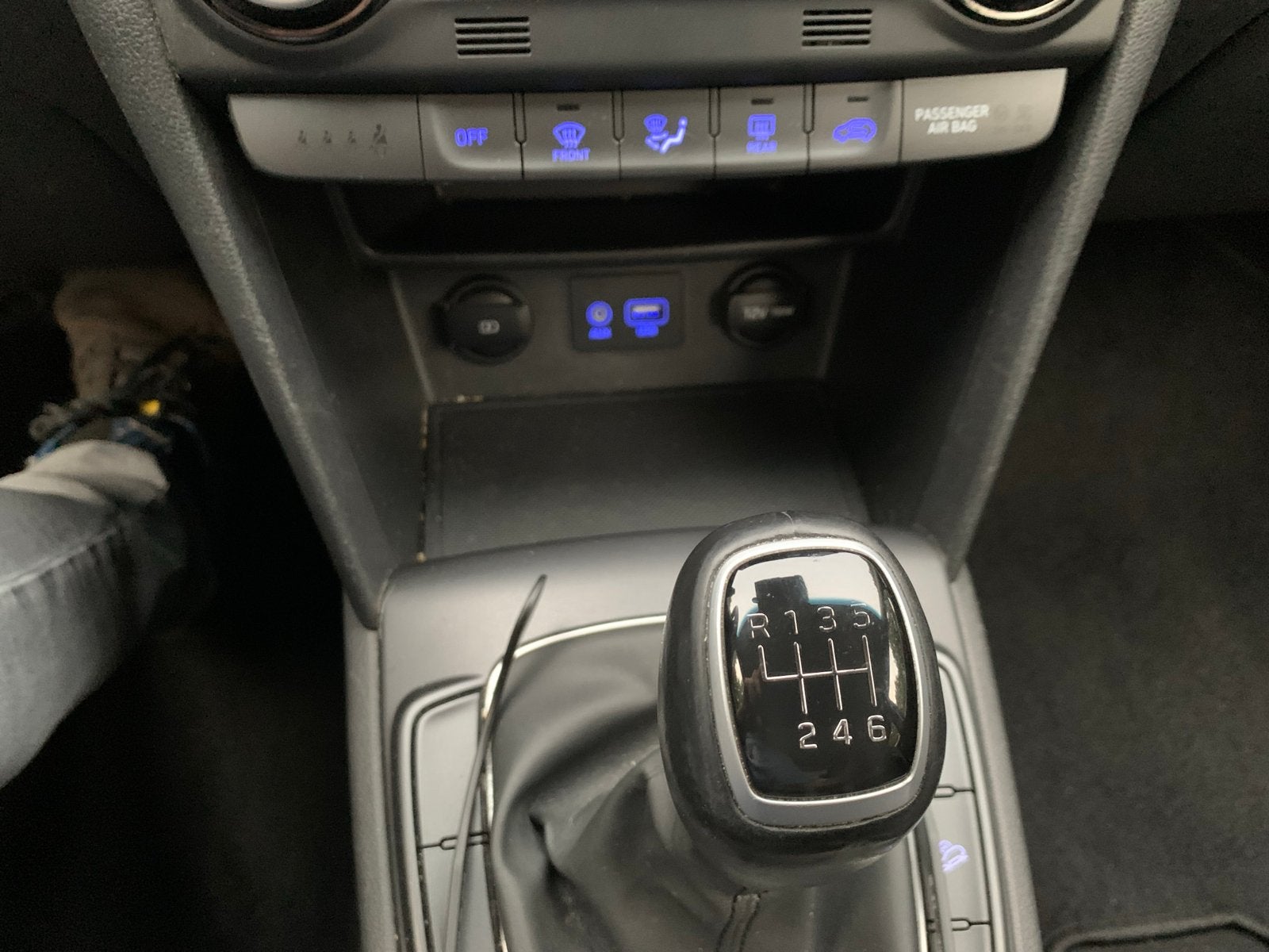 Foto 25 van Hyundai Kona 1.0 T-gdi 120pk 2WD 2020 Grijs inruil mogelijk