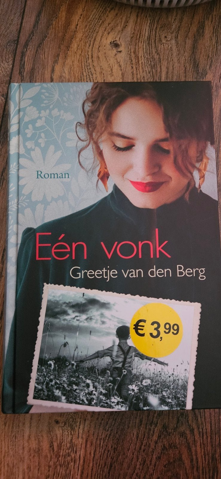 Greetje van den Berg - Eén vonk, Noord-Brabant, Ophalen of Verzenden, Zo goed als nieuw, Greetje van den Berg