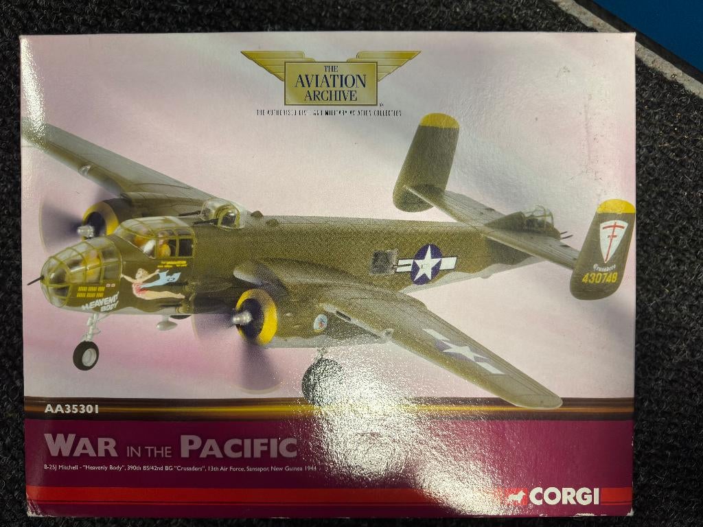 Corgi 1:72 B-25J Mitchell Diecast Heavenly Body AA35301, Ophalen of Verzenden, Zo goed als nieuw, Schaalmodel