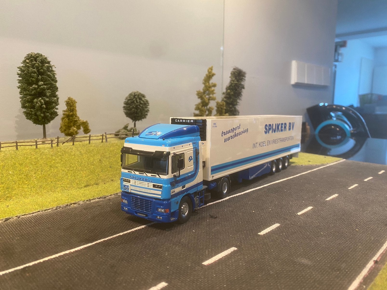 Daf XF met koeloplegger van Spijker, Ophalen of Verzenden, Zo goed als nieuw, Bus of Vrachtwagen, Tekno