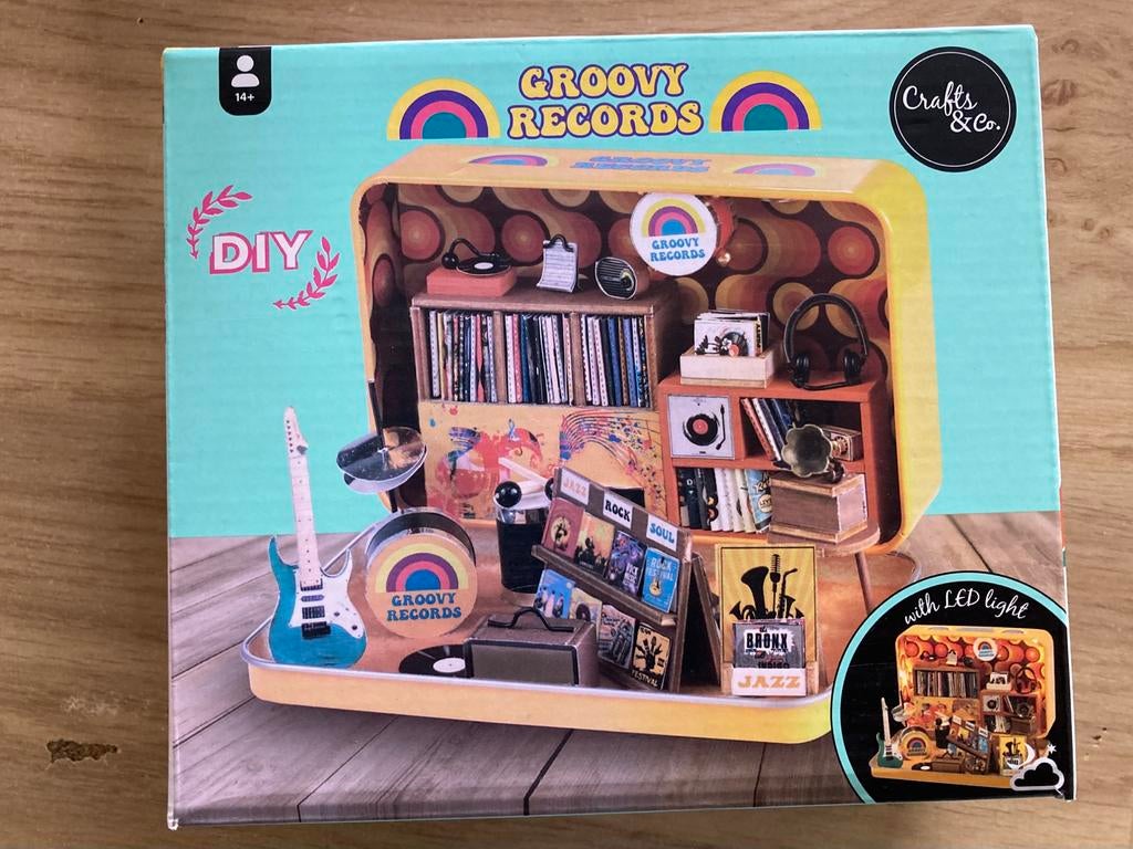 Miniatuur in blik thema muziek, Ophalen of Verzenden, Zo goed als nieuw