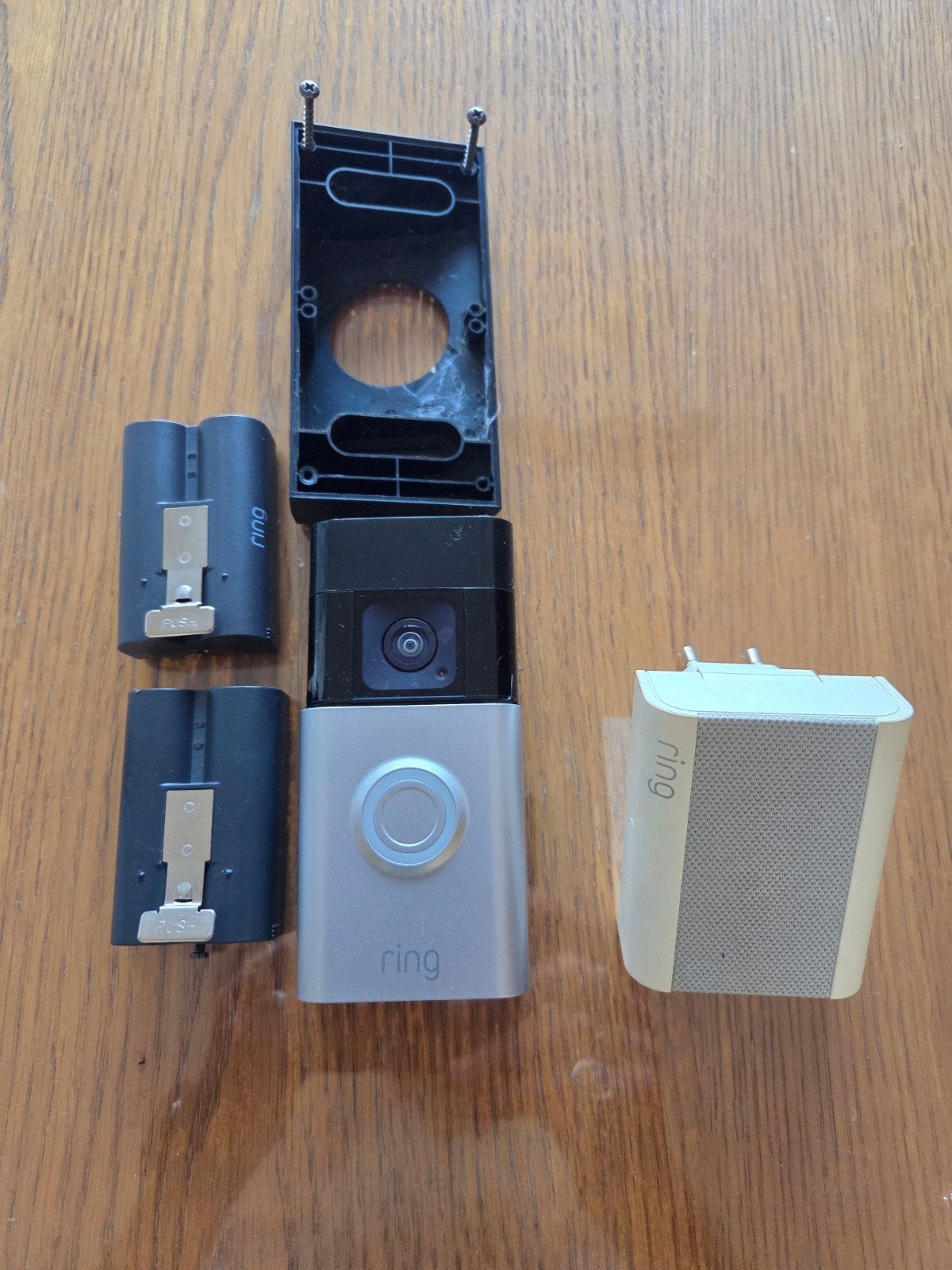 Ring Video Doorbell Plus met Chime en extra batterij, Ophalen of Verzenden, Bewegingsdetectiesensor, Gebruikt, Draadloos