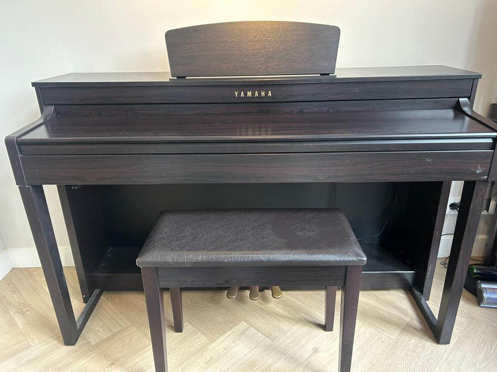 Electric Piano for sale, Ophalen, Gebruikt, Bruin, Piano