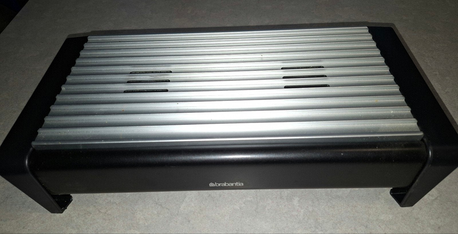 Zwarte rechaud / schotelwarmer van Brabantia, Huis en Inrichting, Overige typen, Ophalen of Verzenden, Zo goed als nieuw, Zwart