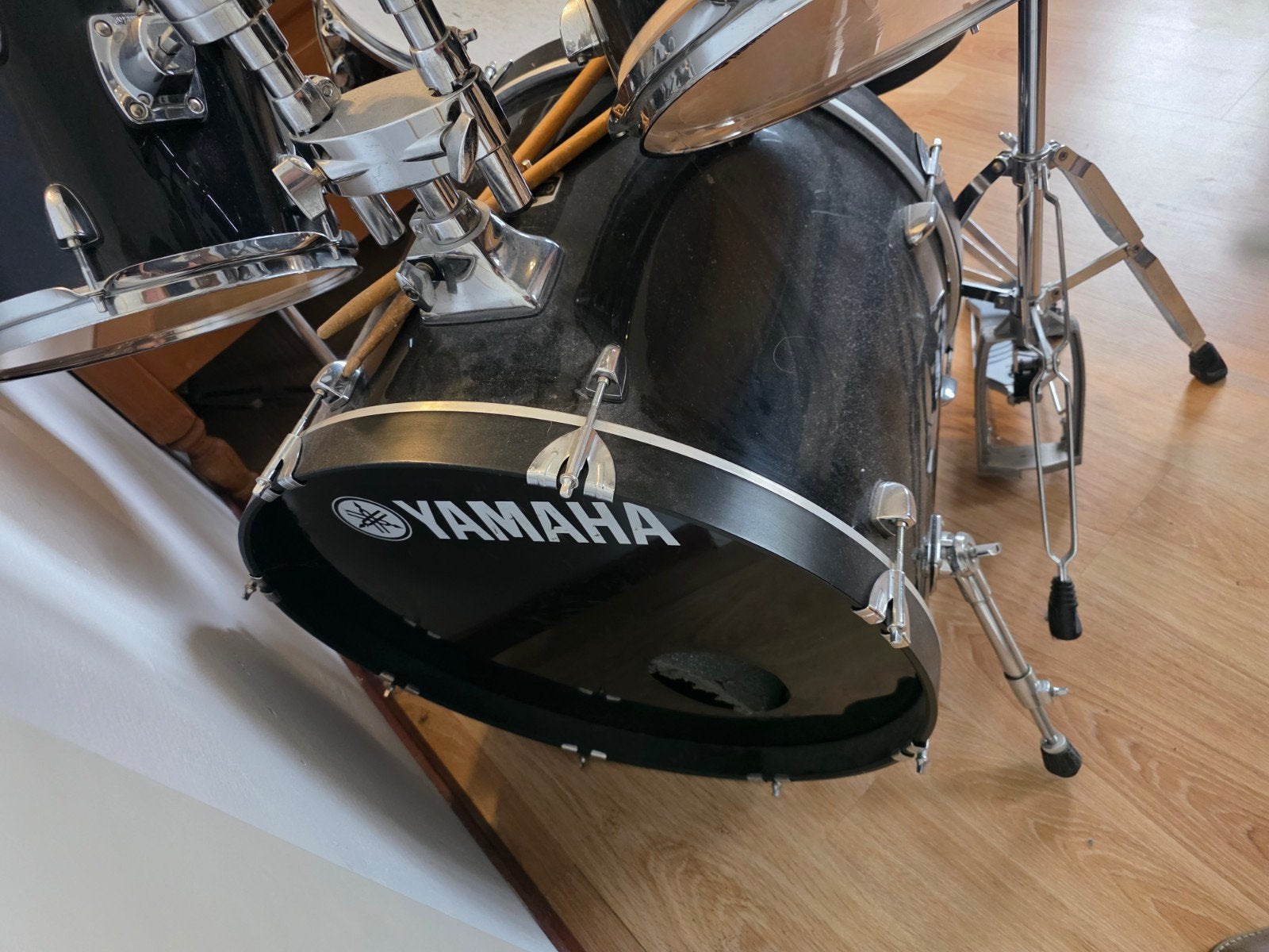 Yamaha drumstel met Stagg en Paiste bekkens, Muziek en Instrumenten, Ophalen of Verzenden, Gebruikt, Yamaha