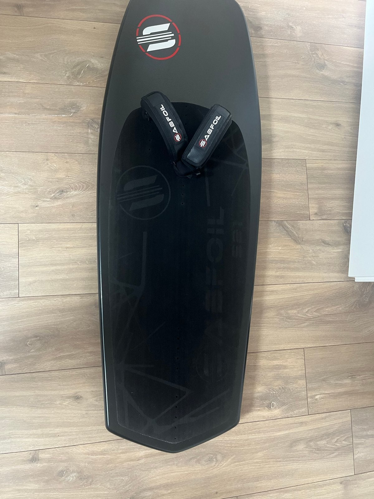 SABFOIL Kite Foilboard - Zo goed als nieuw, Watersport en Boten, Kitesurfen, Ophalen, Zo goed als nieuw