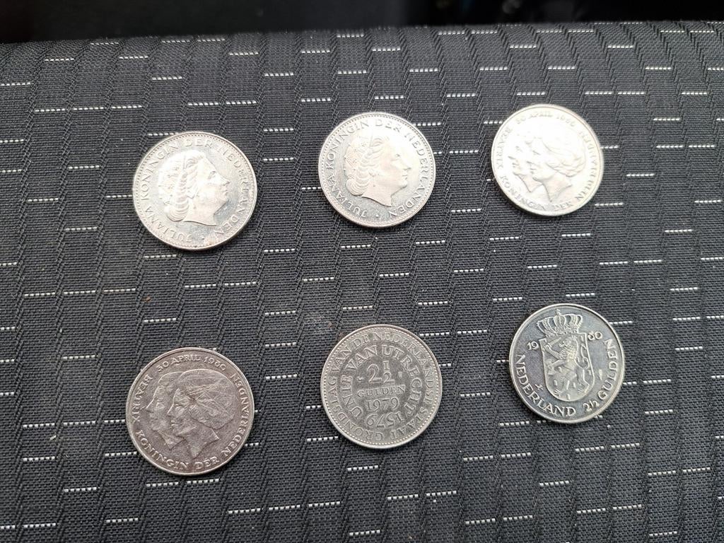 Diverse Nederlandse  Rijksdaalders, Ophalen of Verzenden, Koningin Juliana, 1 gulden, Setje