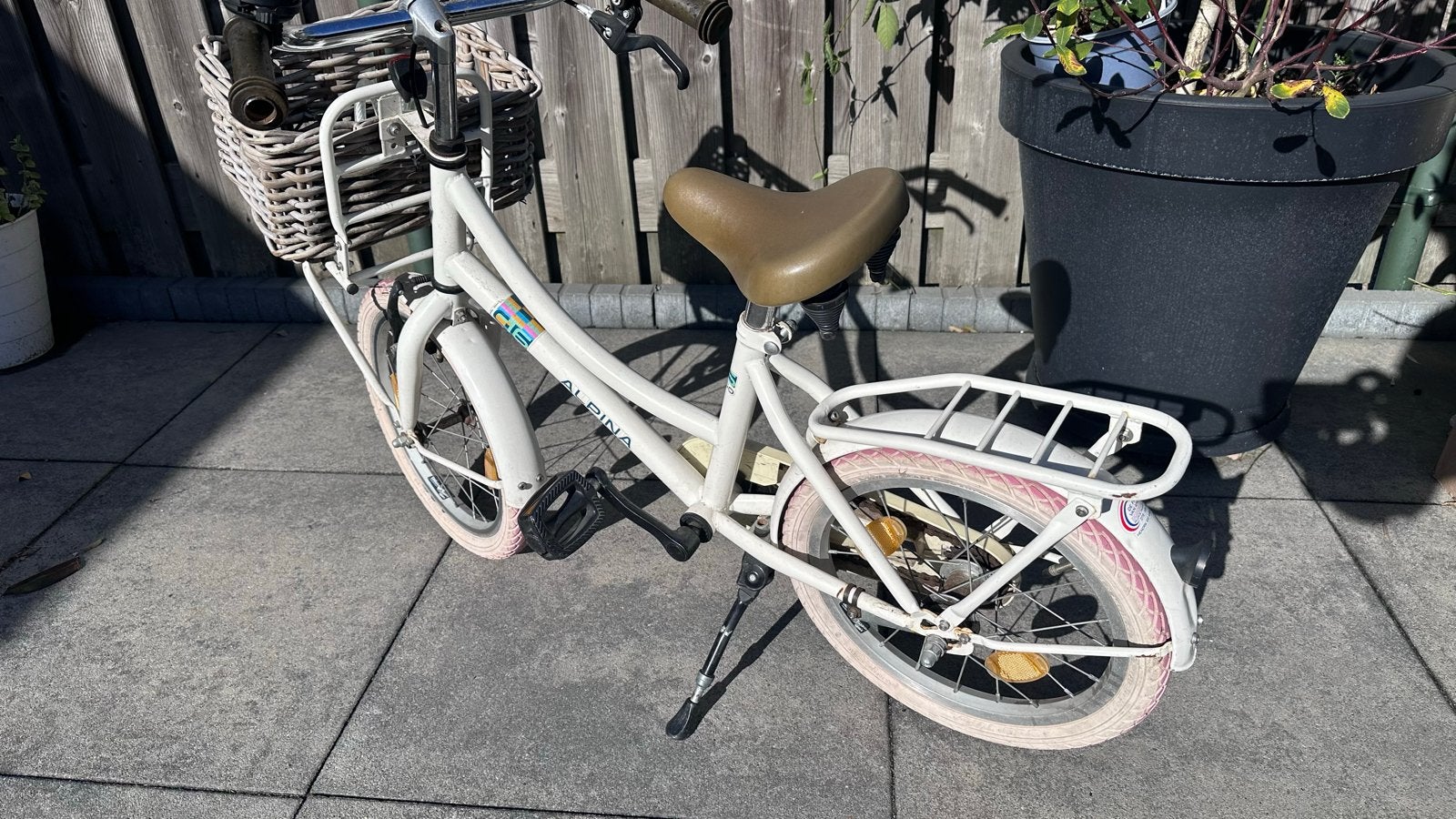 Gebruikte Alpina meisjesfiets met mand, Ophalen, Gebruikt, 16 inch