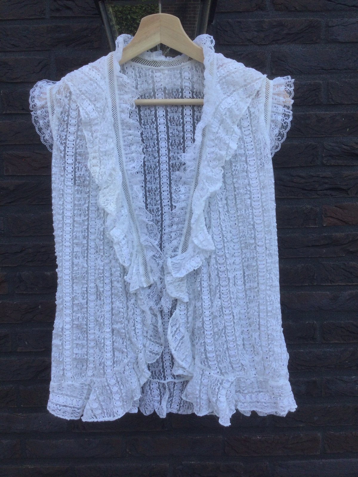 Mooi Kanye blouse/ hesje/top ecru maat 38 mouwloos, Maat 38/40 (M), Wit, Ophalen of Verzenden, Zo goed als nieuw
