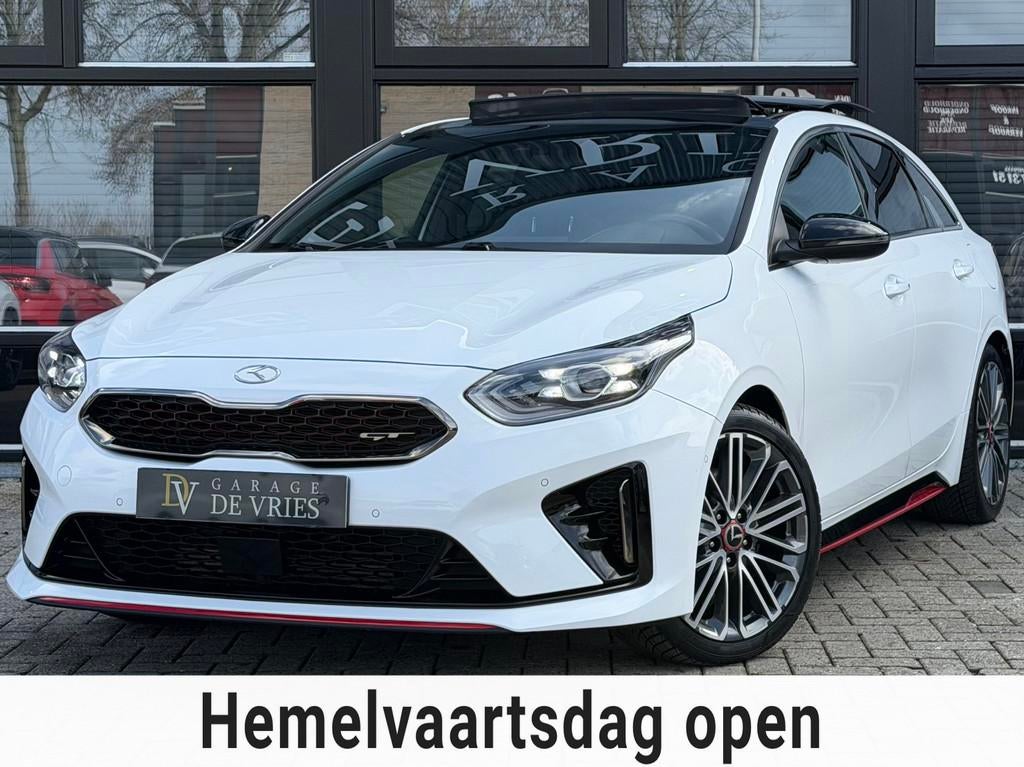 Kia ProCeed 1.6 T-GDI GT 204pk Aut Panoramadak Virtual Full, 15 km/l, Gebruikt, Wit, Origineel Nederlands