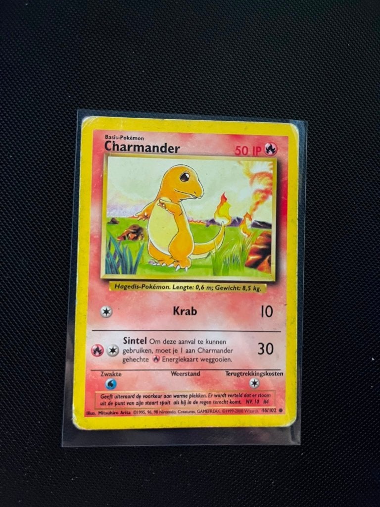 Charmander 46/102 - Nederlands - Pokemon Kaart, Hobby en Vrije tijd, Verzamelkaartspellen | Pokémon, Ophalen of Verzenden, Zo goed als nieuw