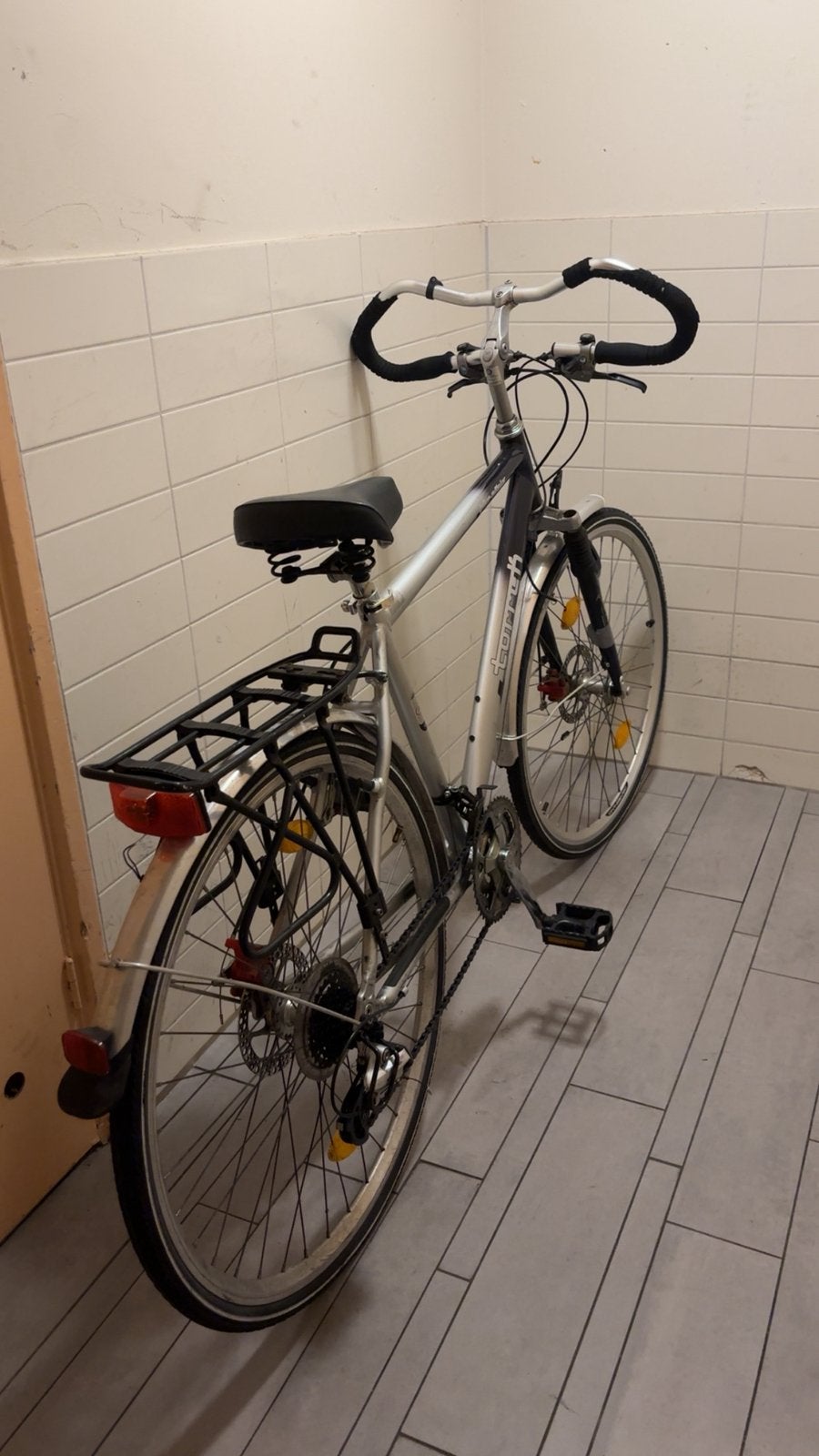Is een perfect fiets, Ophalen, Zo goed als nieuw, Minder dan 10 versnellingen, Overige merken