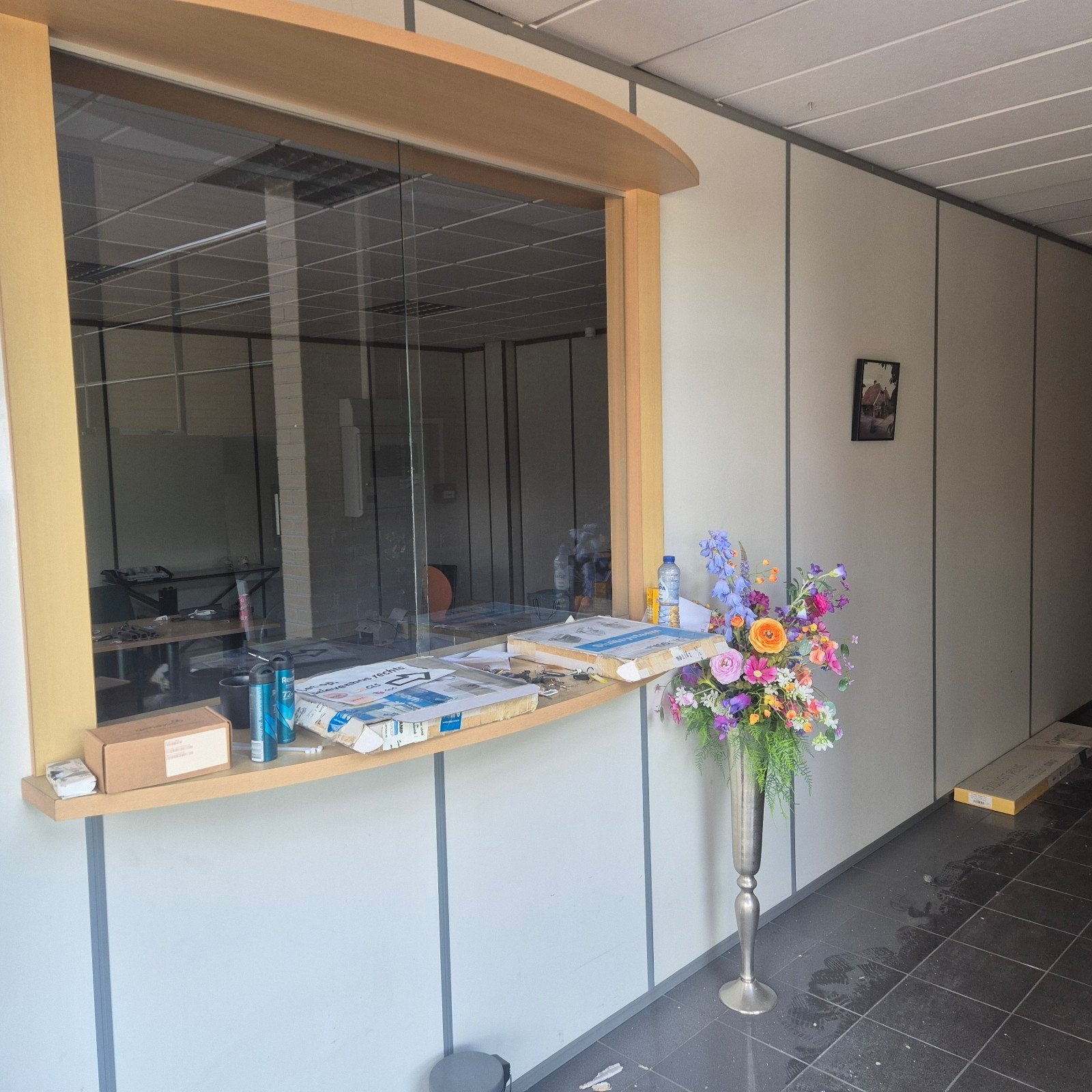 Systeemwanden met deuren en schuifloket 40m lang, 2.70m hoog, Gebruikt, Overige typen, Onbekend, Ophalen of Verzenden