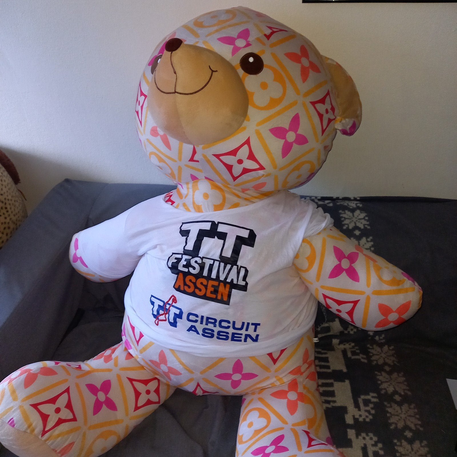 Tt van assen xxl knuffel te koop, Ophalen, Overige karakters, Beer, Zo goed als nieuw