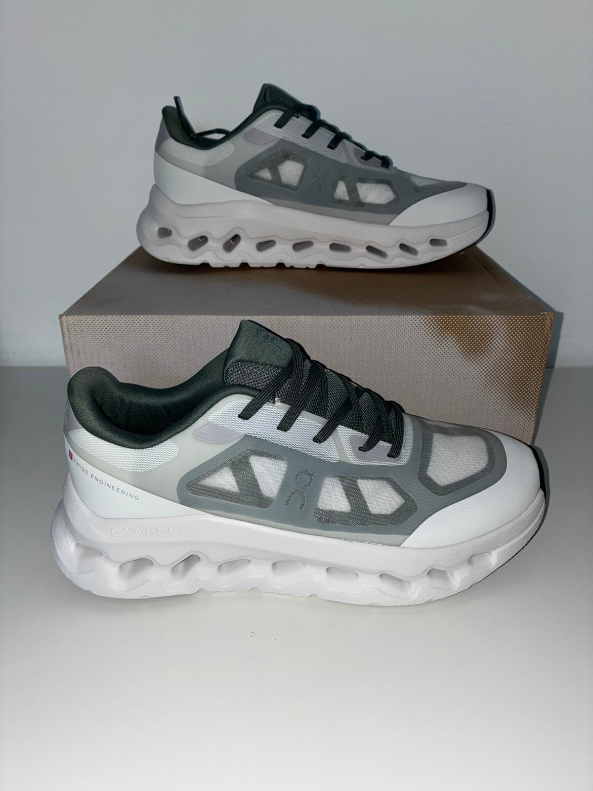 On cloud remix, groen/wit maat 41, Kleding | Heren, Ophalen of Verzenden, Nieuw, Zwart, Sneakers of Gympen