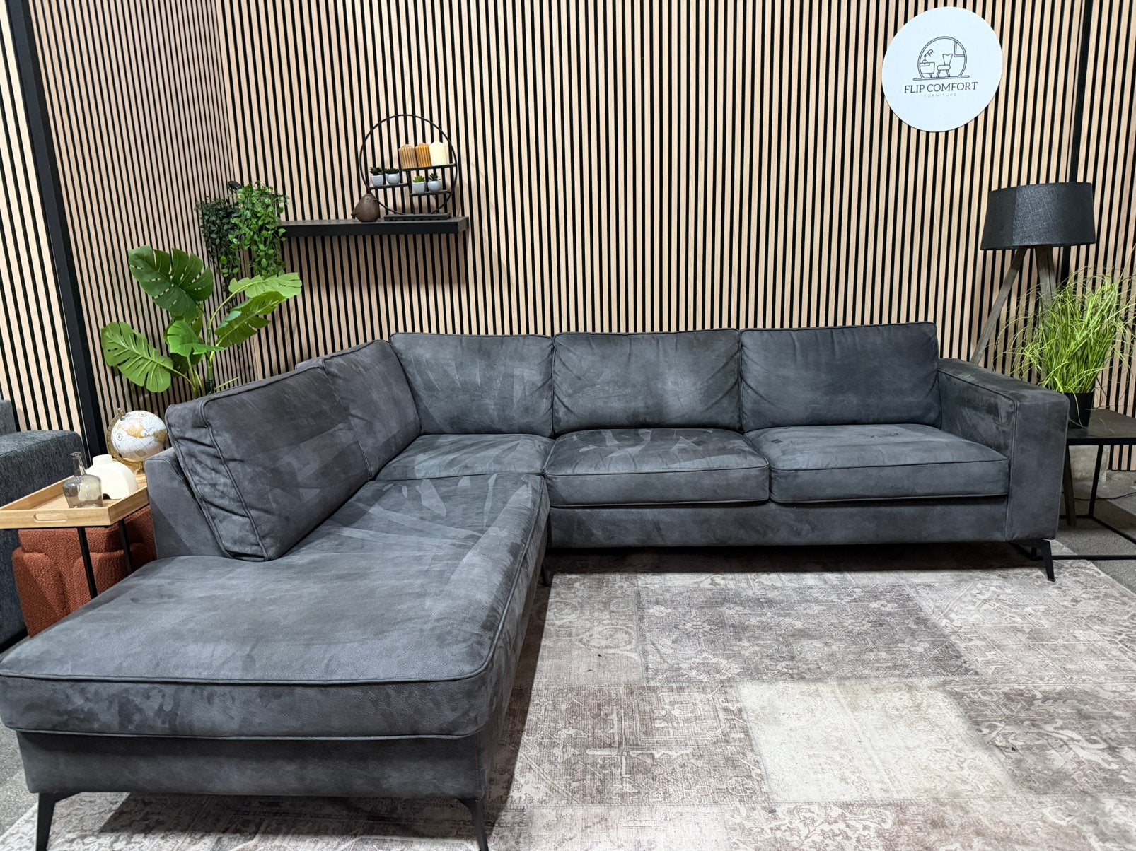 “GRATIS LEVERING” Kunstlederen hoekbank 250x220, Hoekbank, Ophalen of Verzenden, Zo goed als nieuw, 150 cm of meer