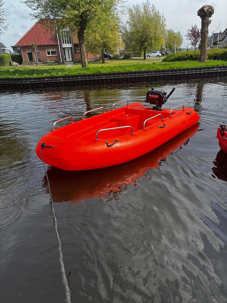motorboot polyethyleen met Suzuki 5pk buitenboord motor, Ophalen, Overige merken, Kunststof, Tot 10 pk