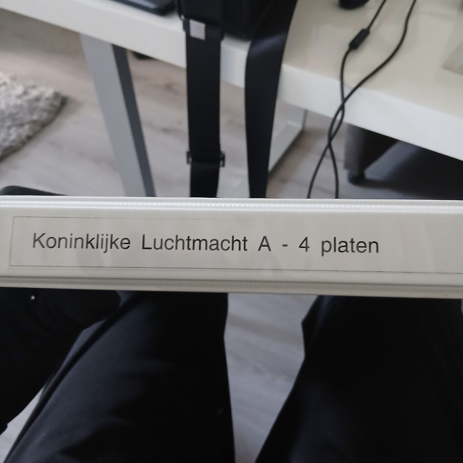 Koninklijke Luchtmacht A-4 Platen - Vliegtuigfoto's, Ophalen, Gebruikt, Kaart, Foto of Prent