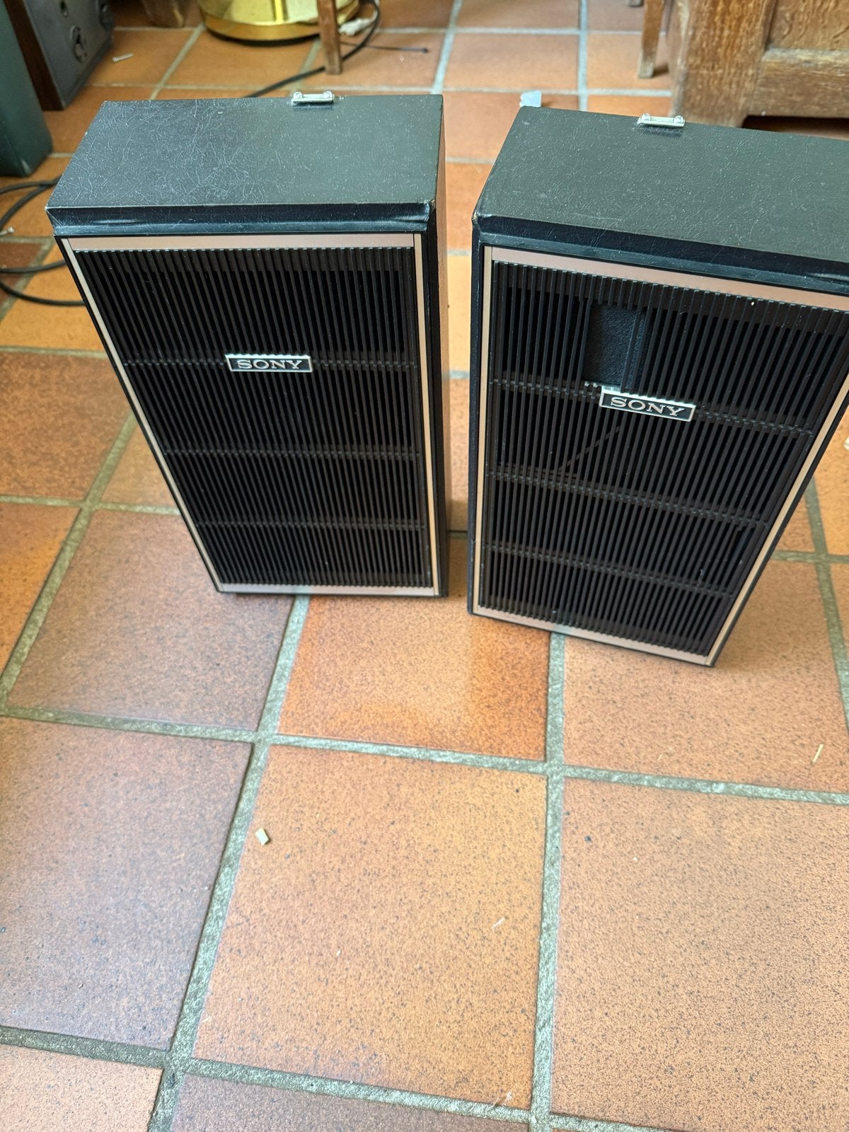 Vintage Sony speakers - Compact en krachtig geluid, Gebruikt, Inclusief kabels, Ophalen of Verzenden, Sony