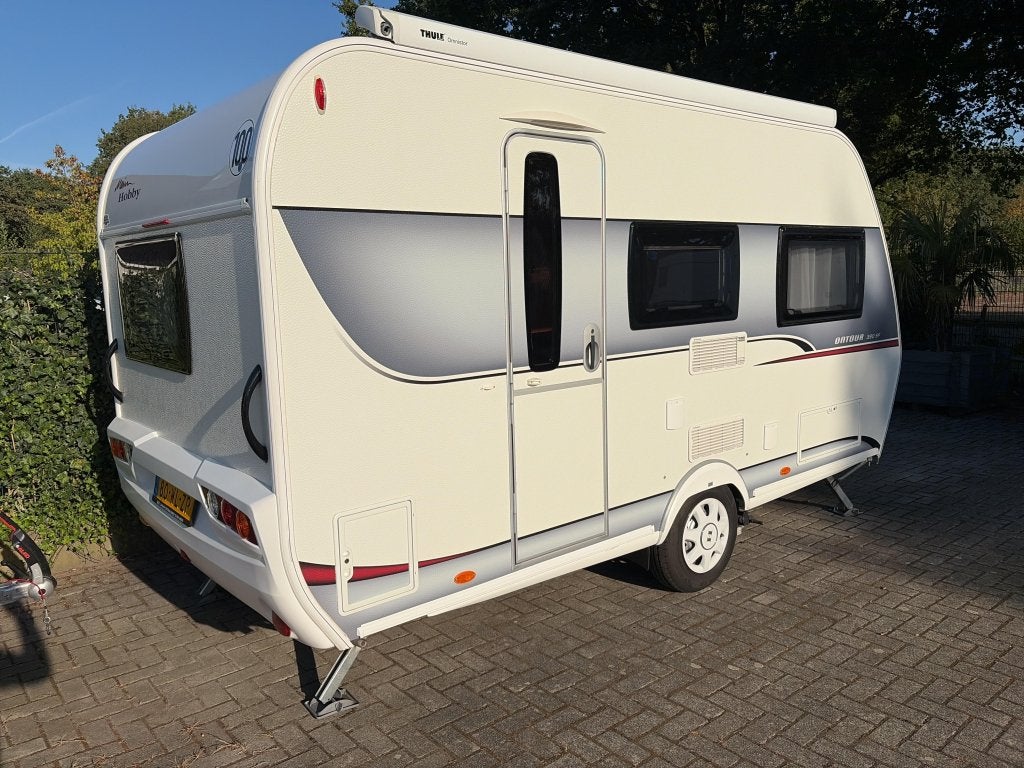 Hobby On Tour 390 SF Mover/Luifel/Fietsdrager, Caravans en Kamperen, Hobby, Schokbreker, Bedrijf, Treinzit