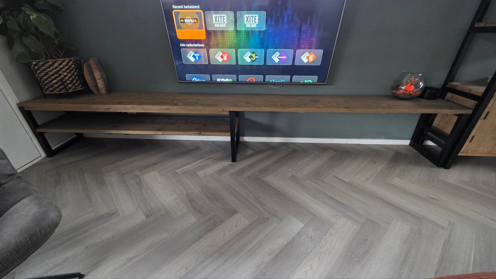 industriël meubel steigerhout en gecoat metaal, Ophalen, Zo goed als nieuw, Minder dan 100 cm, Metaal